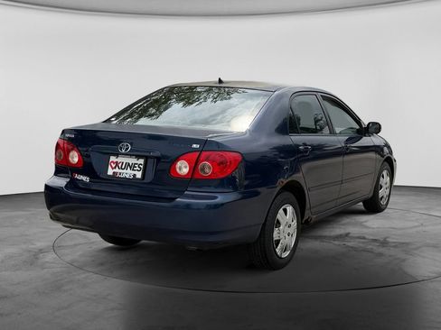 Used 2005 Toyota Corolla LE w/ Audio Value Pkg FWD image 10