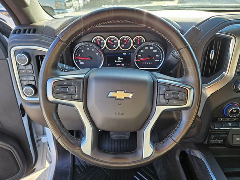 Used 2022 Chevrolet Silverado 3500 LTZ image 16