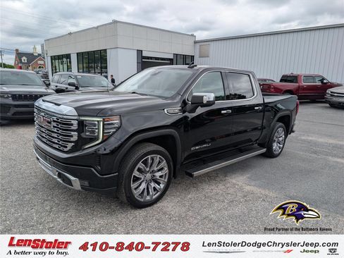 Used 2023 GMC Sierra 1500 Denali w/ Denali Reserve Package AWD/4WD image 1
