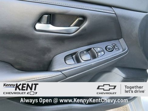 Used 2023 Nissan Sentra SV w/ All-Weather Package image 19