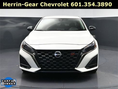 Used 2024 Nissan Altima 2.5 SR image 10