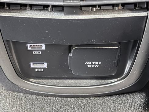 Used 2019 Lincoln MKC Reserve w/ MKC Climate Package FWD image 26