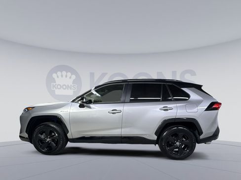 Used 2020 Toyota RAV4 XSE w/ All Weather Liner Package AWD/4WD image 17