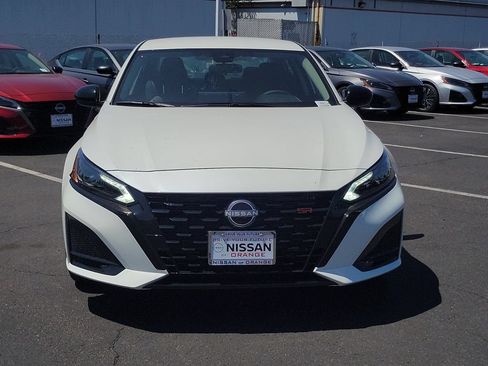 New 2026 Nissan Altima 2.5 SR FWD image 18