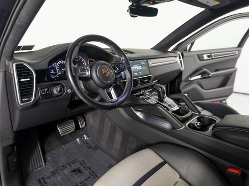 Certified 2020 Porsche Cayenne Turbo S image 16