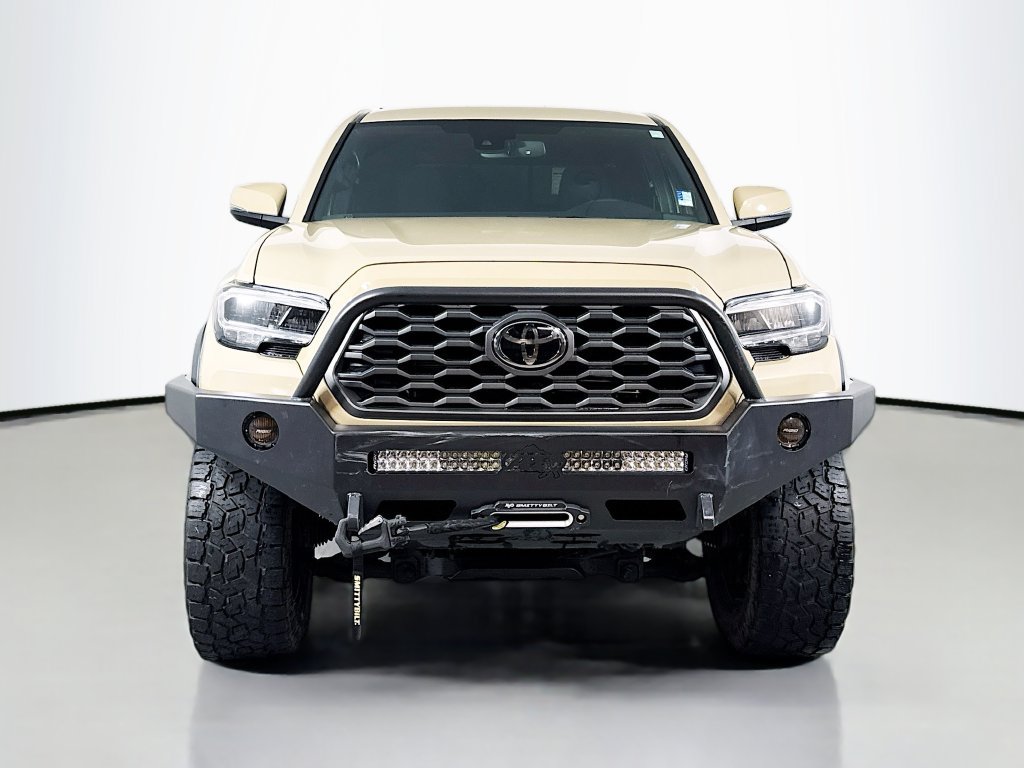 Used 2020 Toyota Tacoma TRD Off-Road w/ Technology Package AWD/4WD image 3