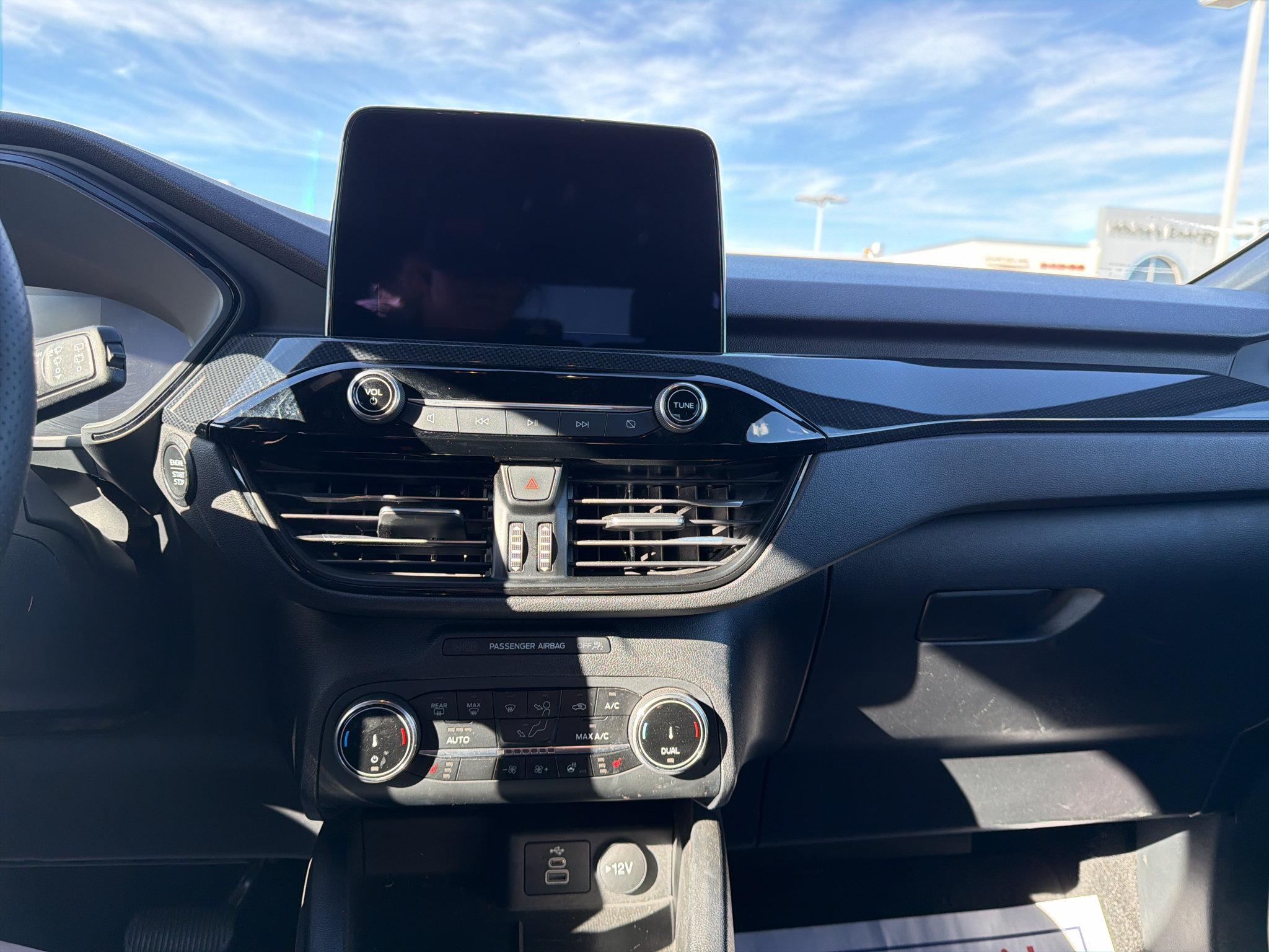 Used 2025 Ford Escape ST-Line Select AWD/4WD image 10