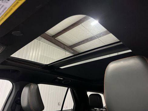 Used 2022 Ford Explorer Timberline image 17