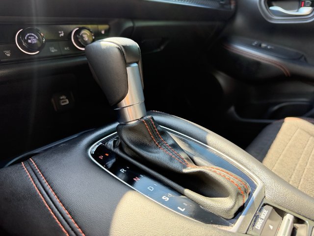 Certified 2025 Honda HR-V Sport image 29