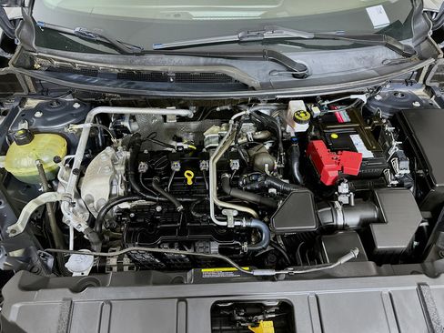 Used 2021 Nissan Rogue S image 31