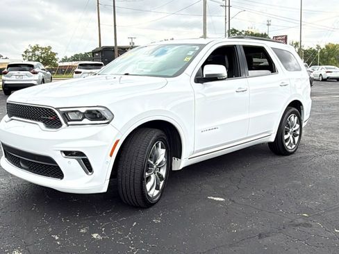 Used 2022 Dodge Durango Citadel image 3