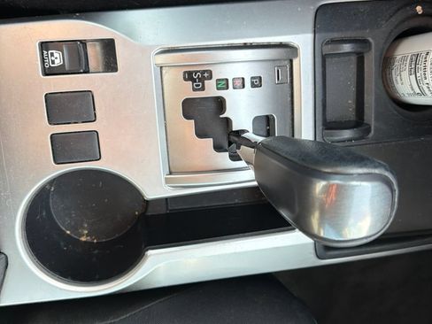 Used 2017 Toyota 4Runner SR5 RWD image 21