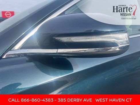 Used 2024 Genesis G70 2.5T RWD image 9