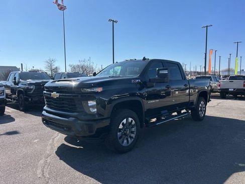 New 2026 Chevrolet Silverado 2500 Custom w/ Custom Value Package AWD/4WD image 7