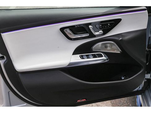 New 2026 Mercedes-Benz E 53 AMG e 4MATIC Sedan image 19