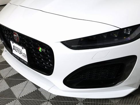 Used 2023 Jaguar F-TYPE R image 44