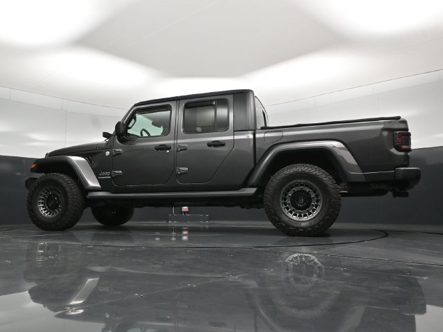 Used 2020 Jeep Gladiator Overland w/ Trailer Tow Package AWD/4WD image 59