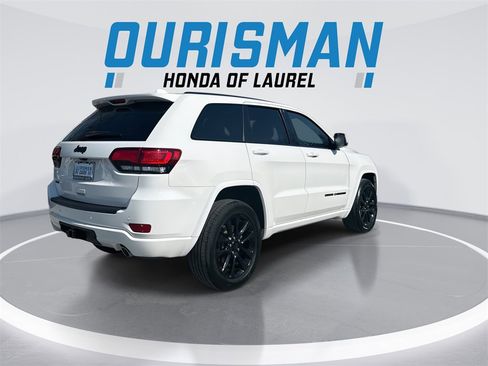 Used 2020 Jeep Grand Cherokee Altitude image 8