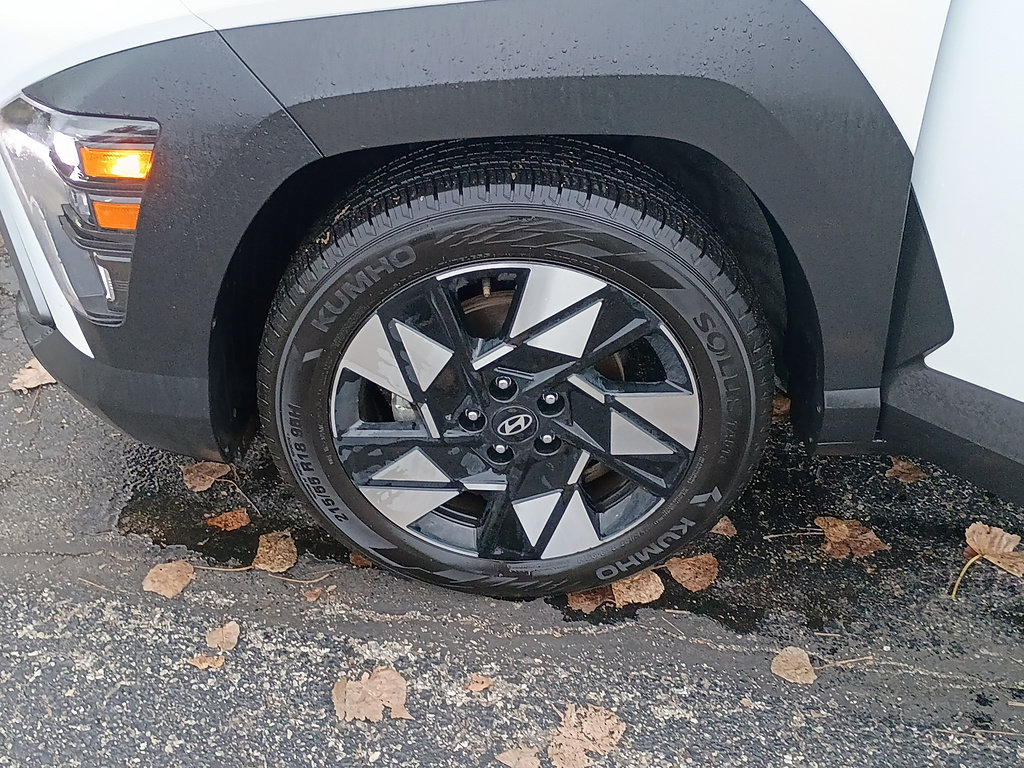 Used 2025 Hyundai Kona SEL FWD image 10