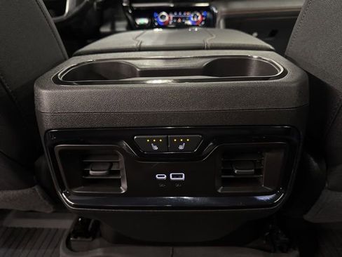 Used 2025 GMC Sierra 2500 AT4 w/ AT4 Preferred Package AWD/4WD image 22