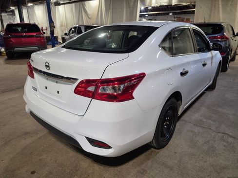 Used 2019 Nissan Sentra S FWD image 2