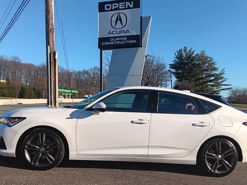 Used 2023 Acura Integra A-Spec image 2