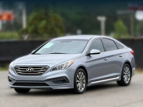 Used 2016 Hyundai Sonata Sport w/ Option Group 1V FWD image 6