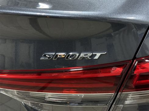 Used 2023 Honda Civic Sport image 25