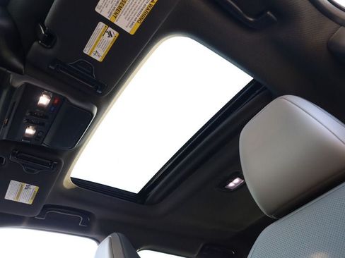New 2026 Subaru Outback Limited XT AWD/4WD image 8