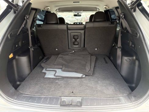 Used 2023 Mitsubishi Outlander SE FWD image 5