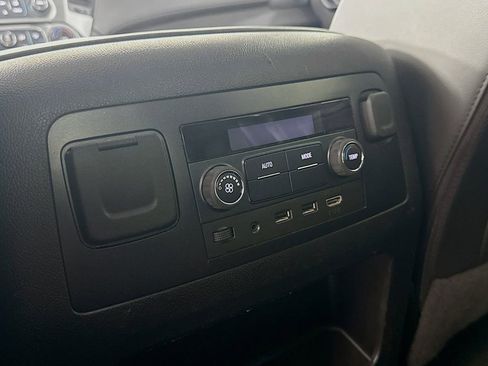 Used 2018 Chevrolet Tahoe LT RWD image 29