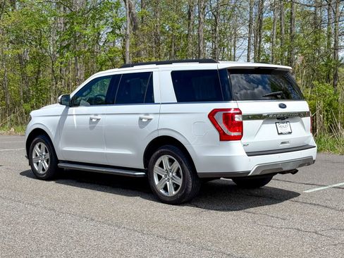 Certified 2020 Ford Expedition XLT w/ Equipment Group 202A AWD/4WD image 4