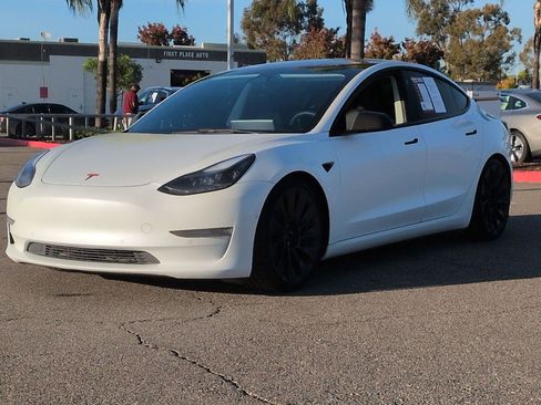 Used 2022 Tesla Model 3 Performance image 5