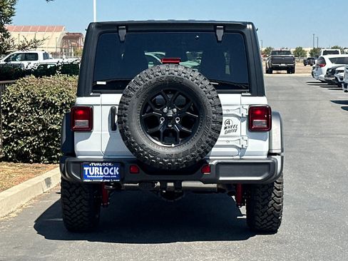 New 2025 Jeep Wrangler Willys image 5