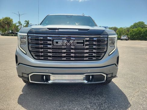 Used 2026 GMC Sierra 1500 Denali Ultimate AWD/4WD image 3