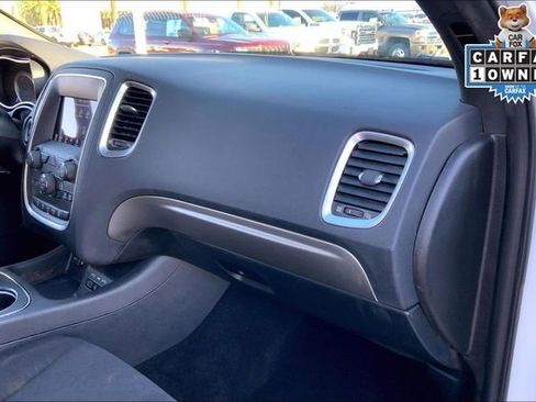 Used 2020 Dodge Durango SXT image 16
