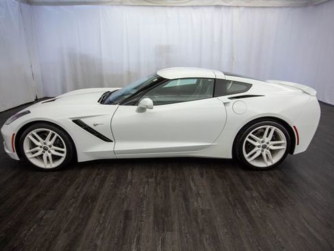 Used 2016 Chevrolet Corvette 2dr Stingray Z51 Coupe w/ 3LT Preferred Equipment Group image 7