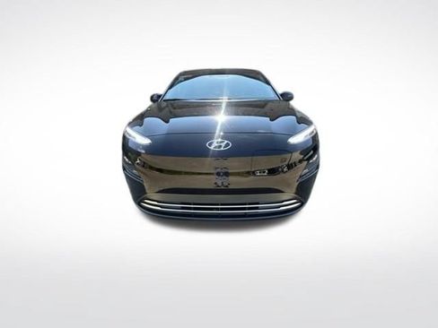 Used 2023 Hyundai Kona SE FWD image 8