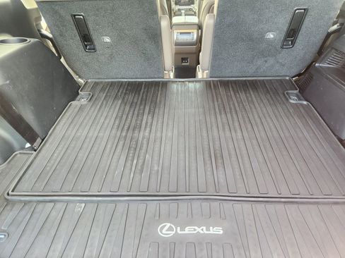 Used 2021 Lexus GX 460 Premium AWD/4WD image 36
