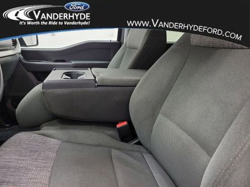 Used 2023 Ford F150 XLT image 19