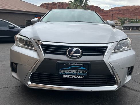 Used 2016 Lexus CT 200h FWD image 25