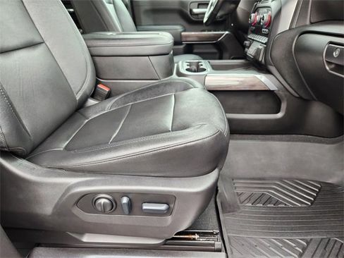 Used 2022 Chevrolet Silverado 3500 LTZ w/ Z71 Chrome Sport Edition image 17