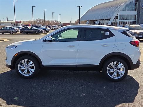 New 2026 Buick Encore GX Preferred image 2