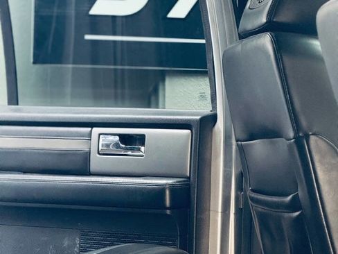 Used 2015 Ford Expedition EL Platinum image 15
