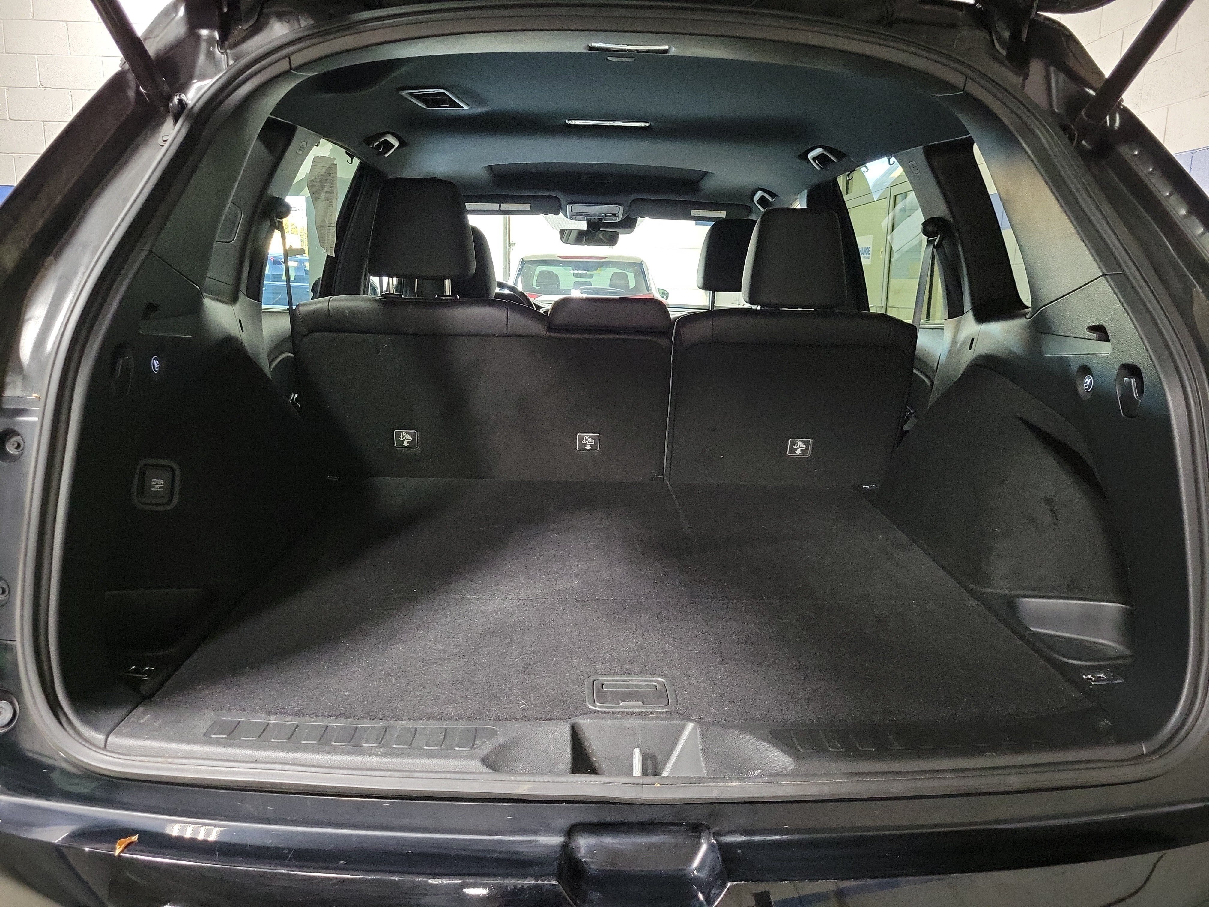 Used 2024 Honda Passport Black Edition image 9