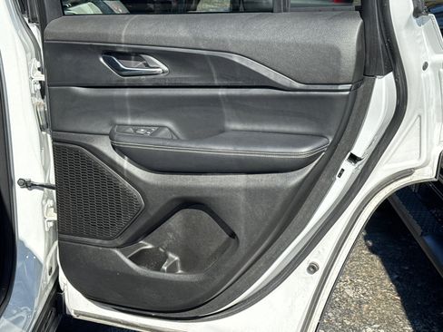 Used 2024 Jeep Grand Cherokee Laredo X w/ Luxury Tech Group I image 14