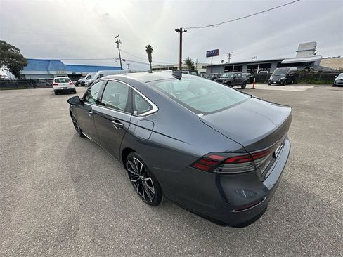 Certified 2024 Honda Accord Touring image 32