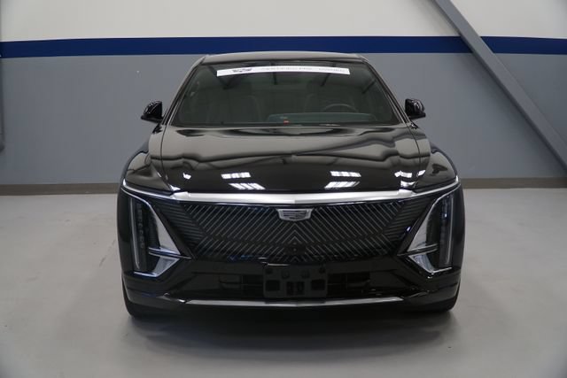 Certified 2024 Cadillac Lyriq Tech w/ Driver Assist Package AWD/4WD image 10