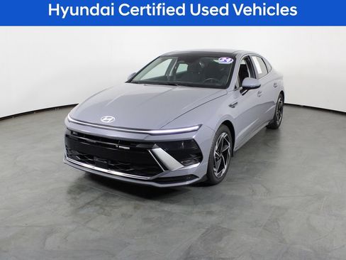 Certified 2024 Hyundai Sonata SEL w/ Convenience Package FWD image 2