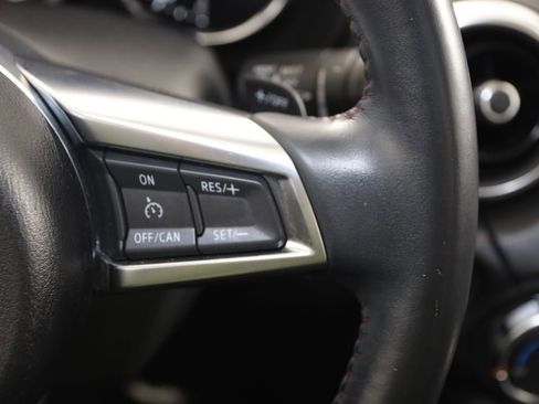Used 2019 MAZDA MX-5 Miata RF Grand Touring RWD image 39